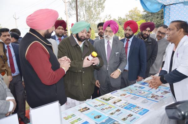 Capt. Amrinder Singh, Honble Chief Minister, Punjab interacting with faculty of College of Fisheries (15.01.2019)
